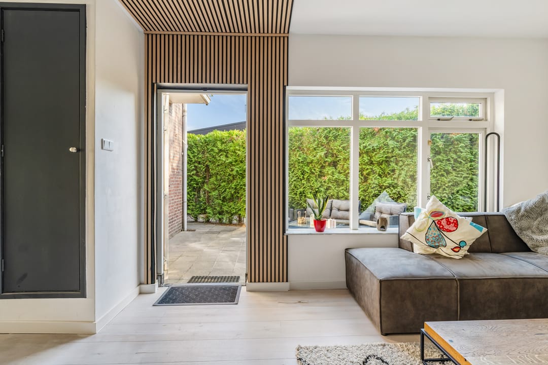 Characterful Corner Home in Charming Ginneken — 67