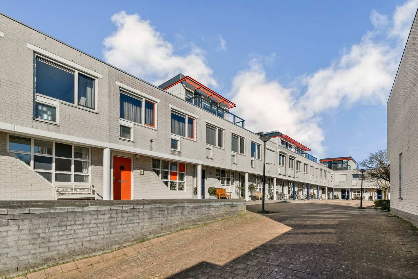 Charming Family Home Near the Vlaardingse Canal — 19