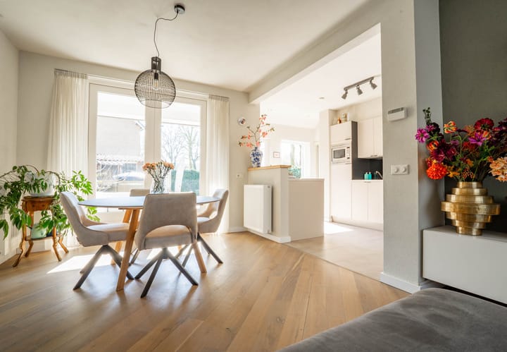 Photo 3 of Willemstraat 2