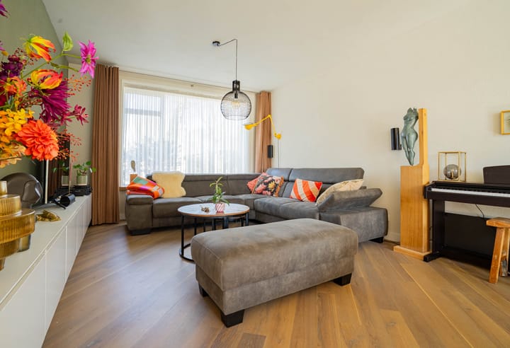 Photo 2 of Willemstraat 2