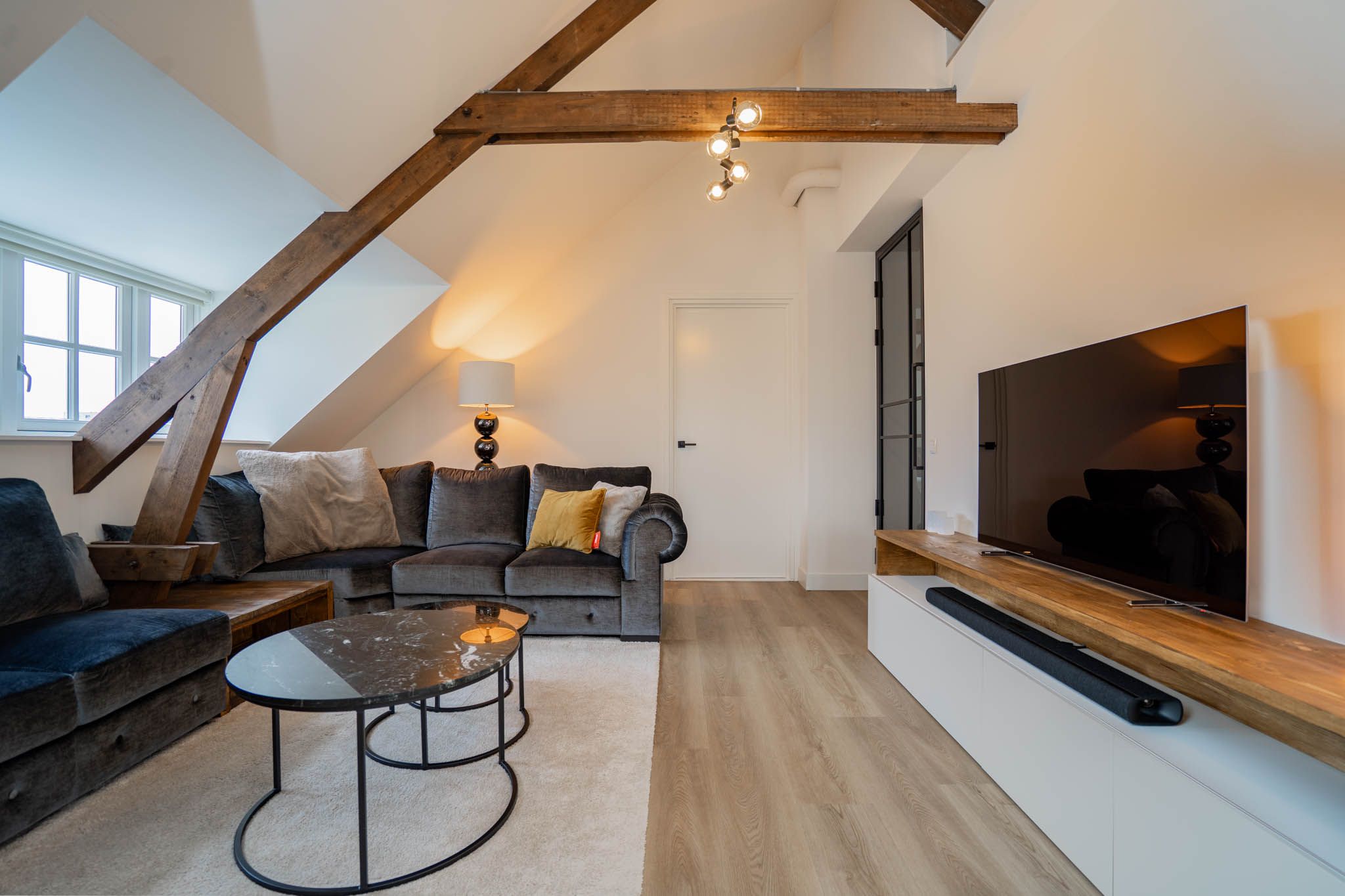 Photo 15 of Bindersestraat 4-C