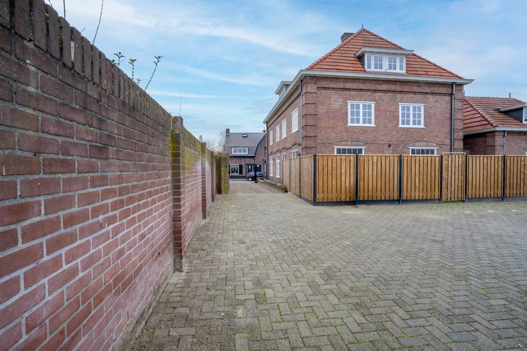 Photo 47 of Bindersestraat 4-C