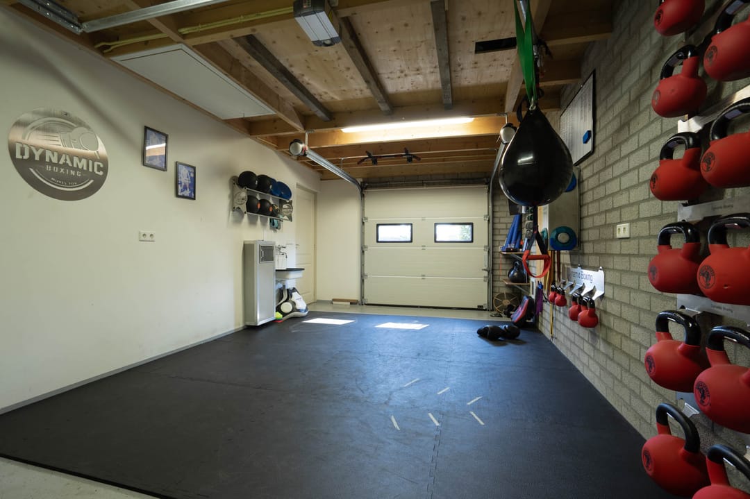 Photo 47 of Willemstraat 2