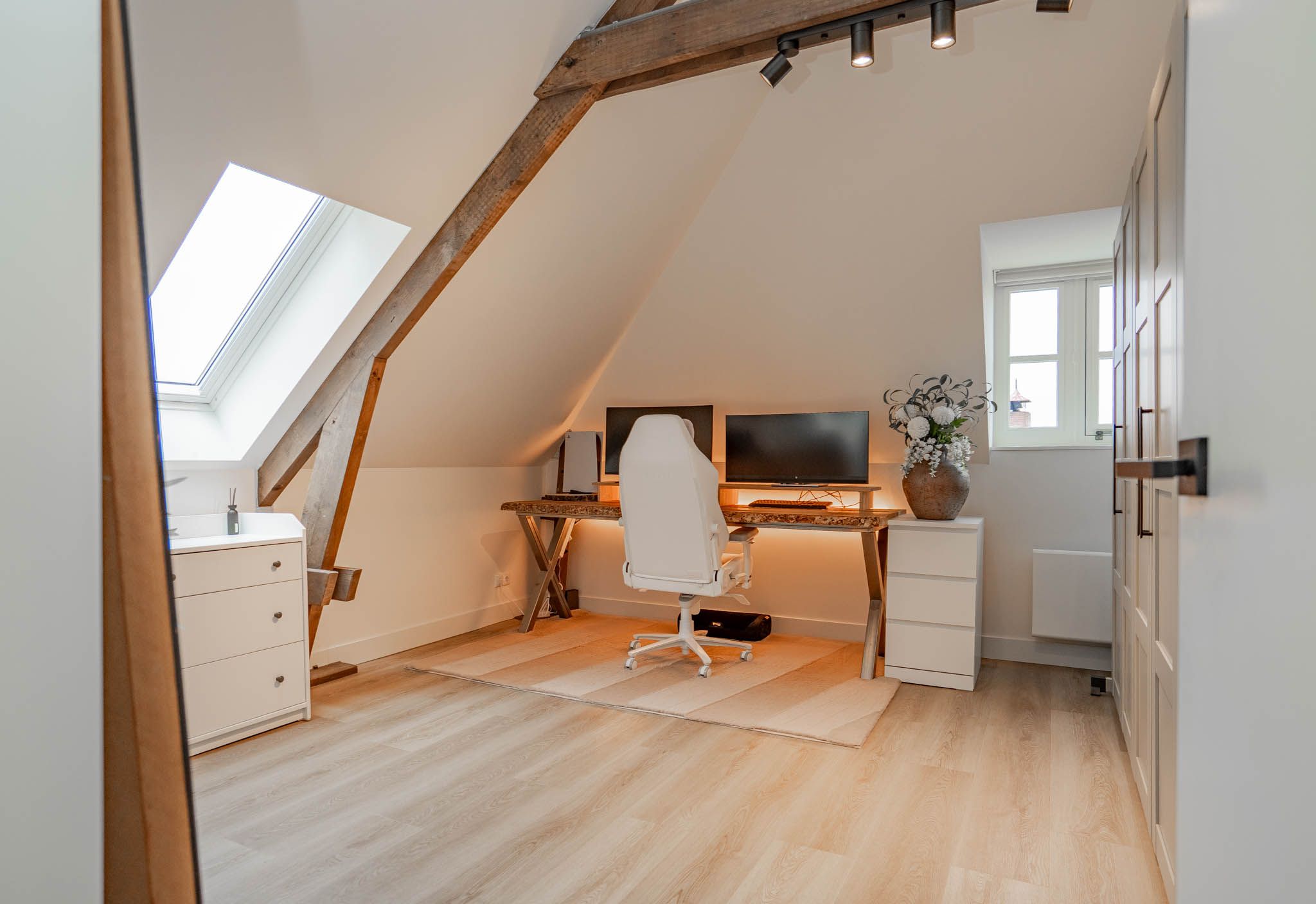 Photo 36 of Bindersestraat 4-C