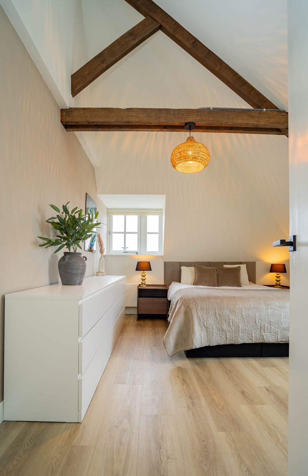 Photo 32 of Bindersestraat 4-C