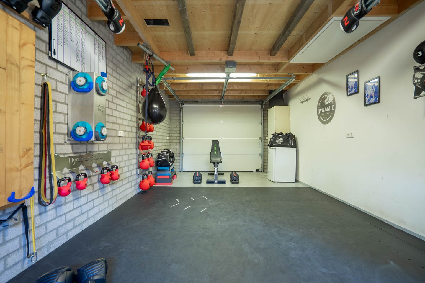 Photo 44 of Willemstraat 2