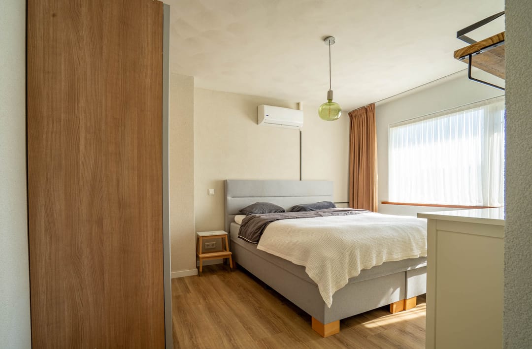 Photo 23 of Willemstraat 2