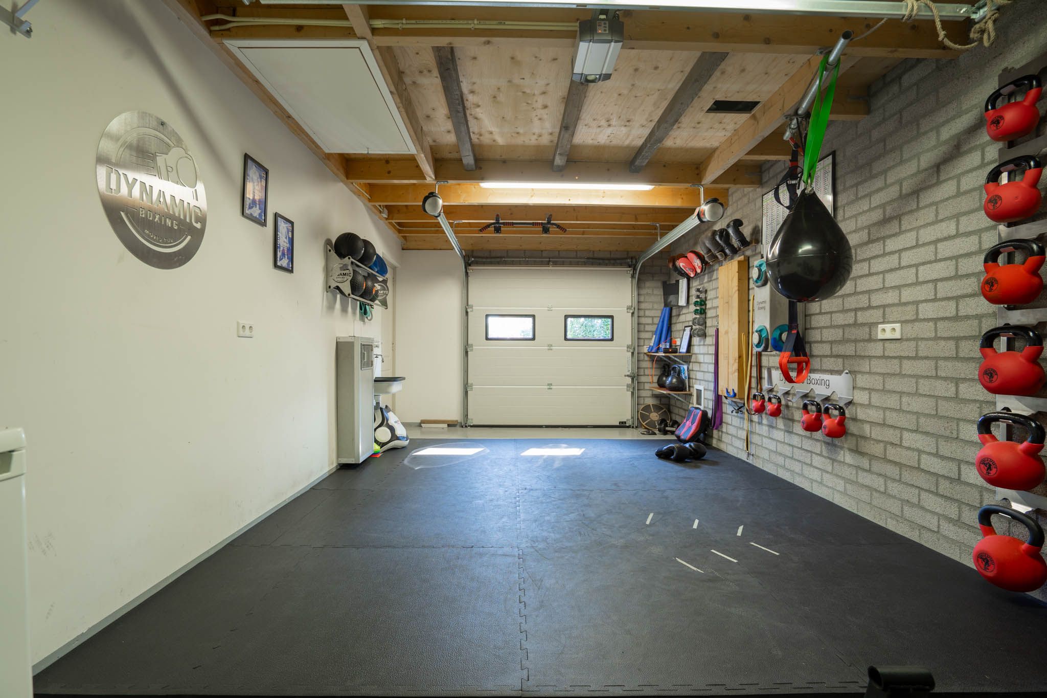 Photo 45 of Willemstraat 2