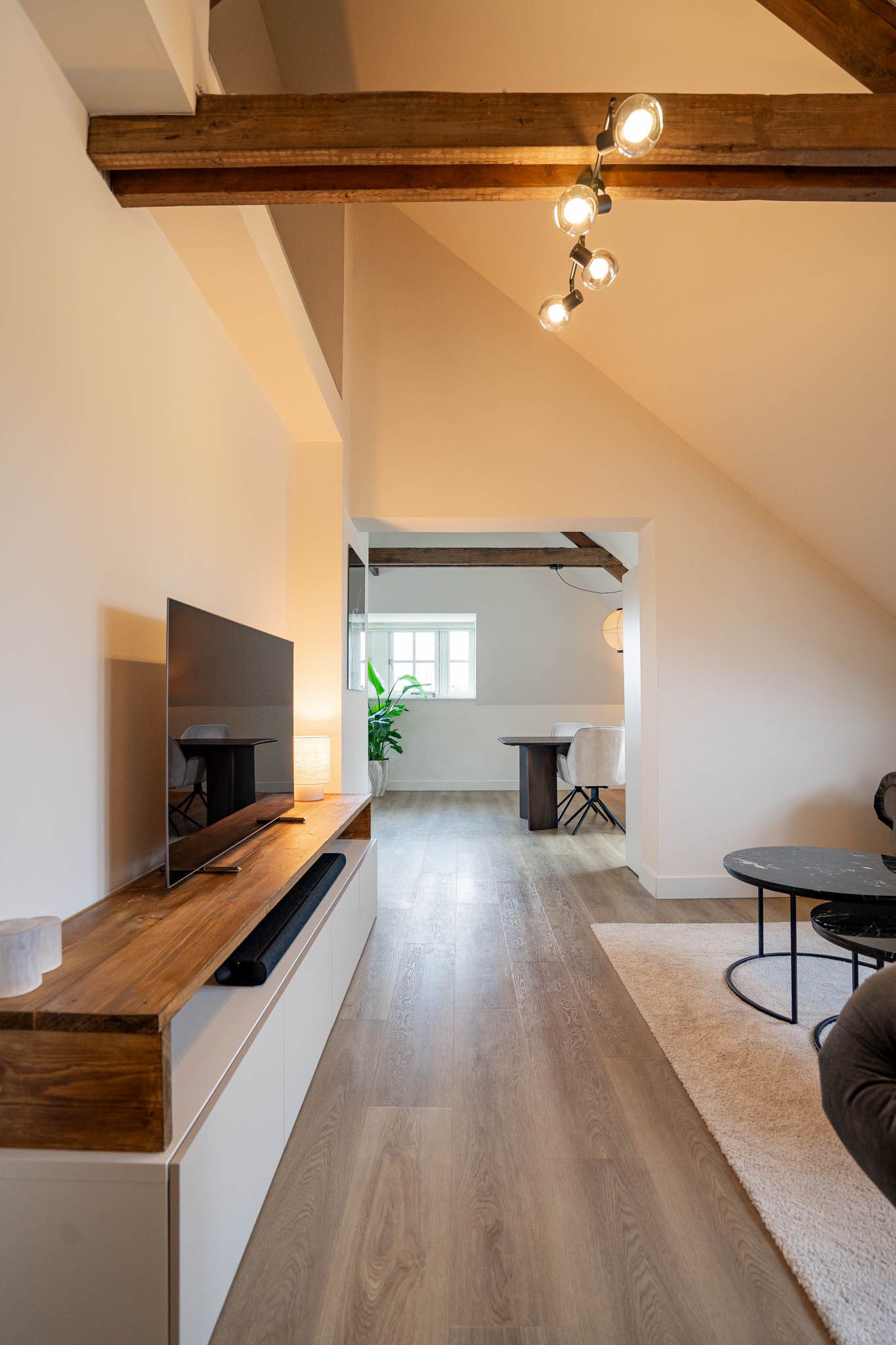 Photo 19 of Bindersestraat 4-C