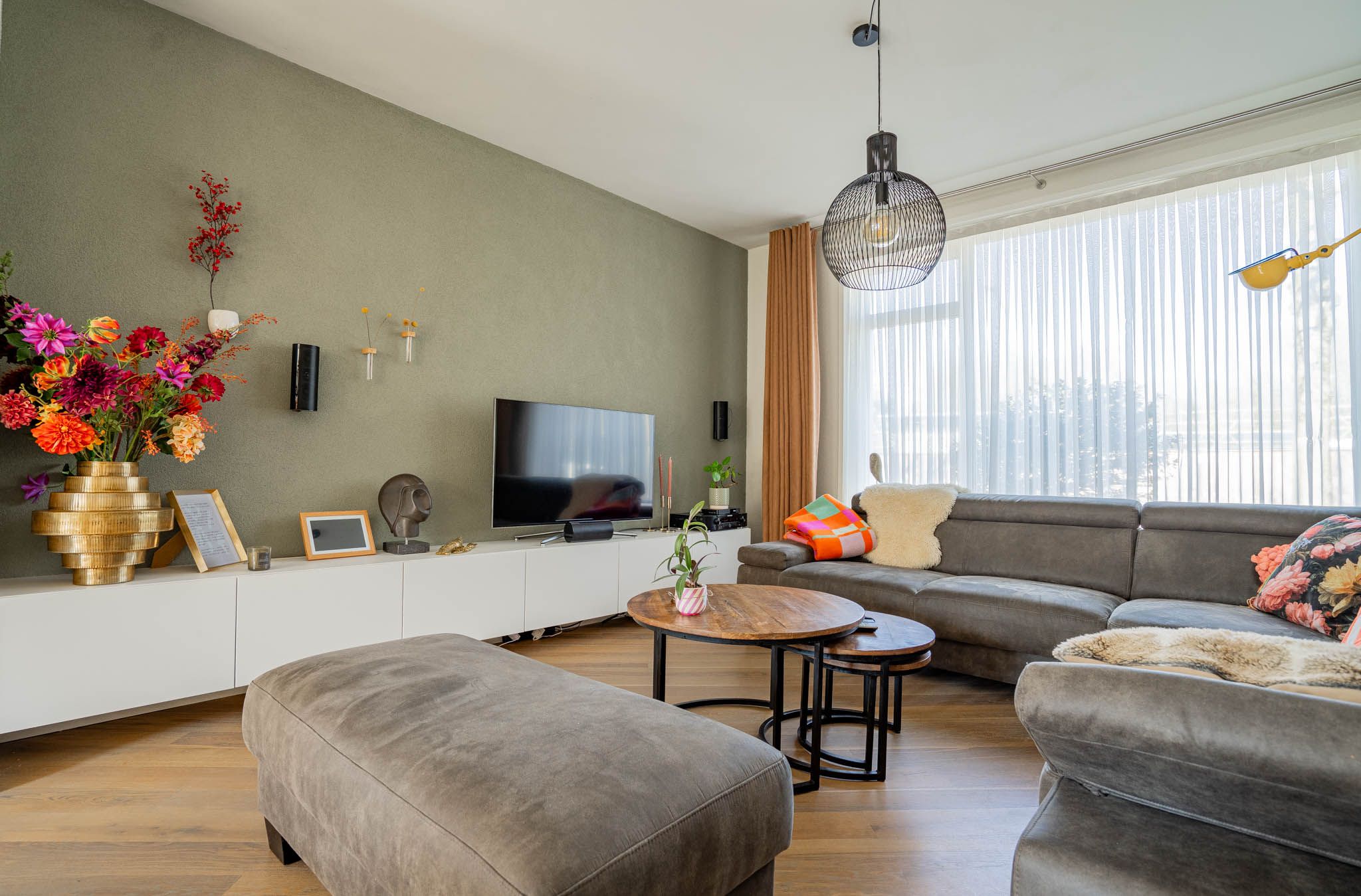 Photo 9 of Willemstraat 2