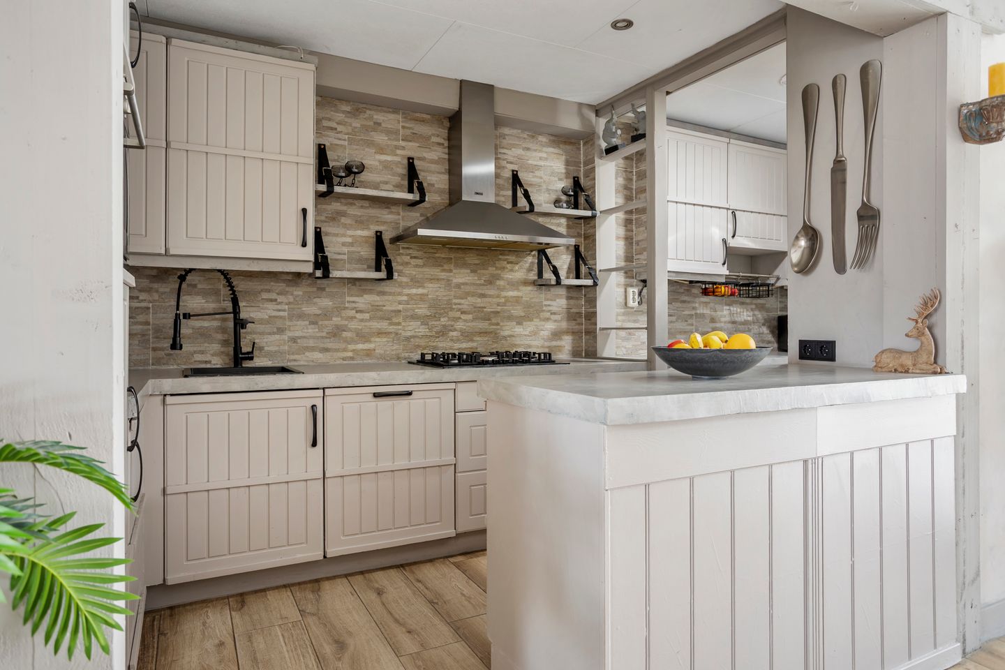 Foto 19 van Ambachtsweg 46