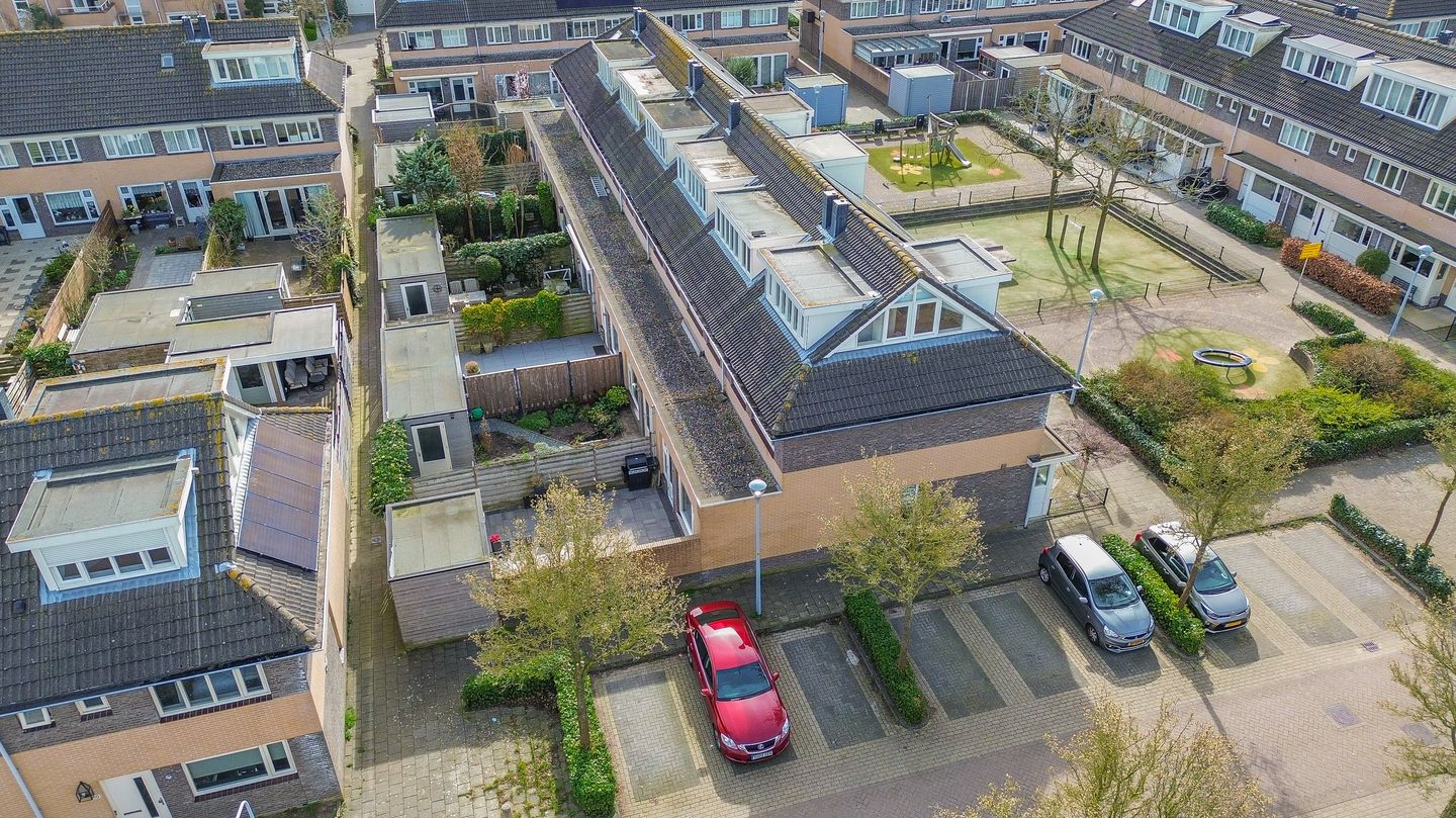 Foto 40 van Ribesstraat 12