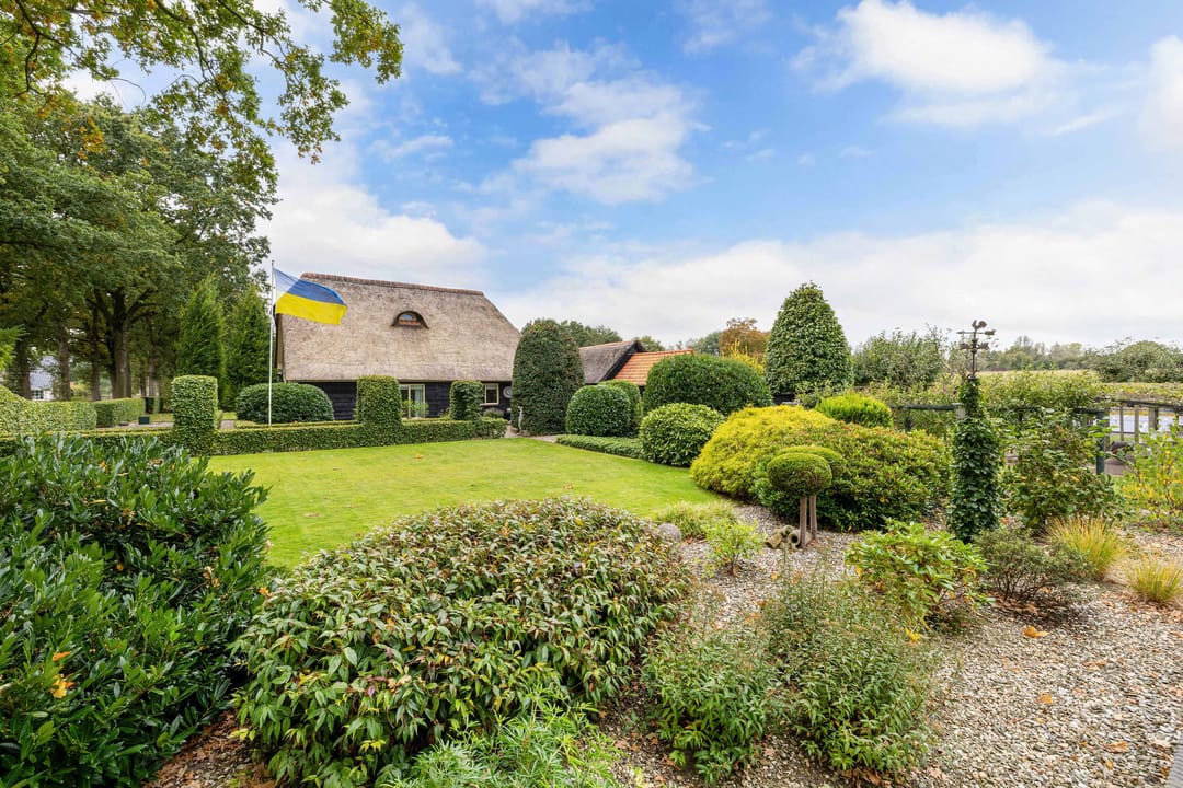 Photo 37 of Paasloregel 92