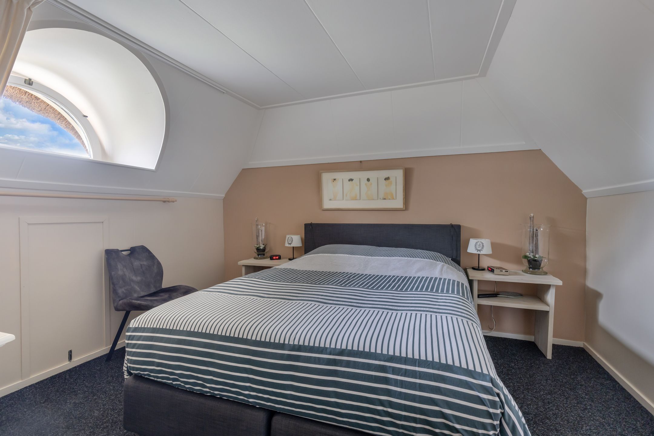 Photo 21 of Paasloregel 92