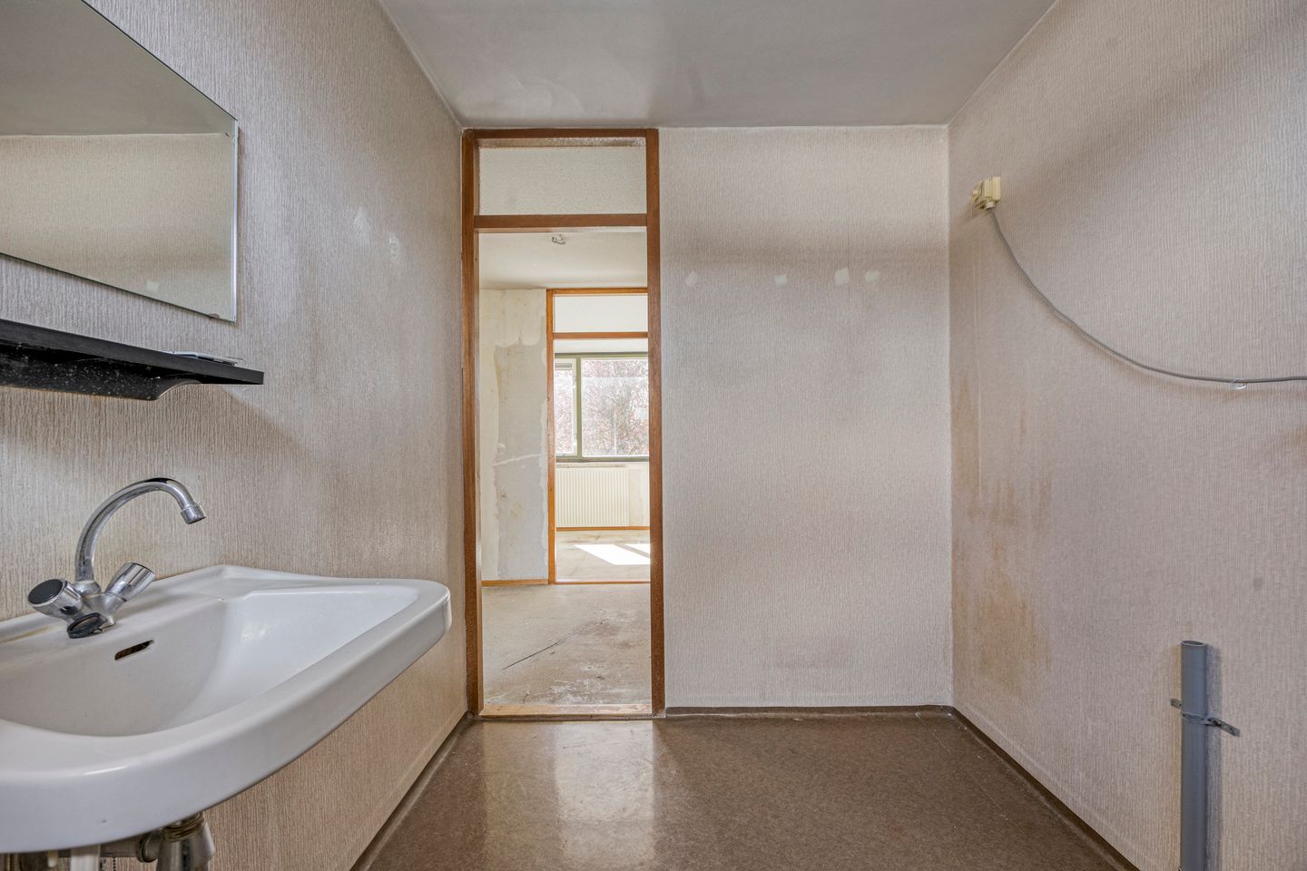 Photo 25 of Bronkhorst 4