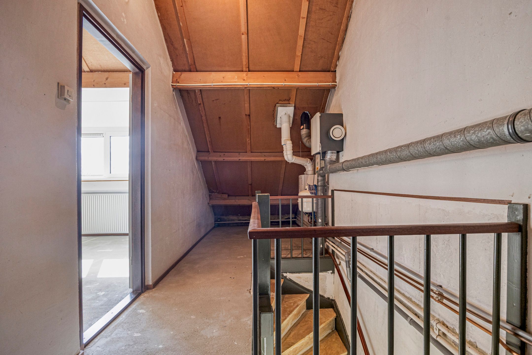 Photo 27 of Bronkhorst 4