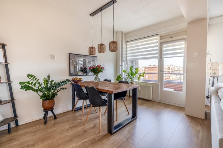 Photo 3 of Paterswoldseweg 275-1