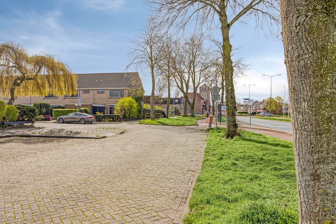 Photo 32 of Bronkhorst 4