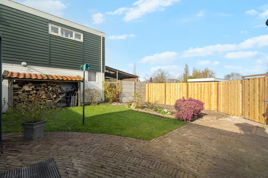 Photo 32 of De Haukes 64