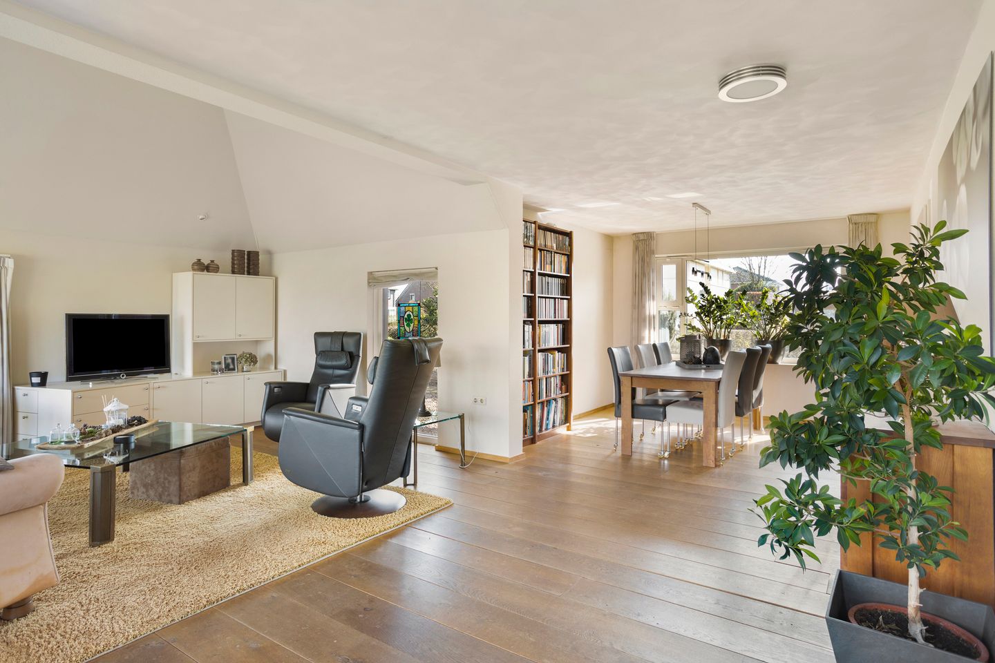 Foto 19 van Achterweem 41