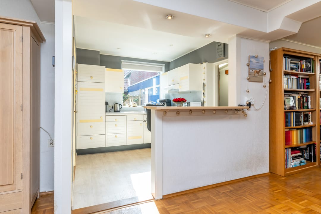 Photo 7 of Kluisstraat 44