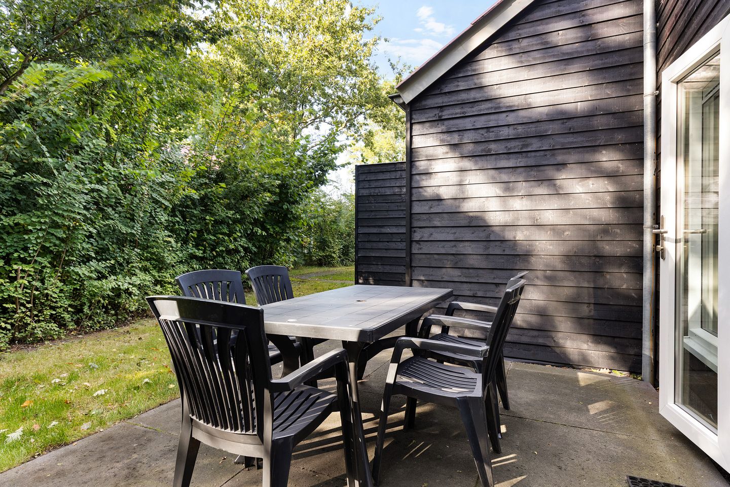 Foto 29 van De Bloemert 1-9