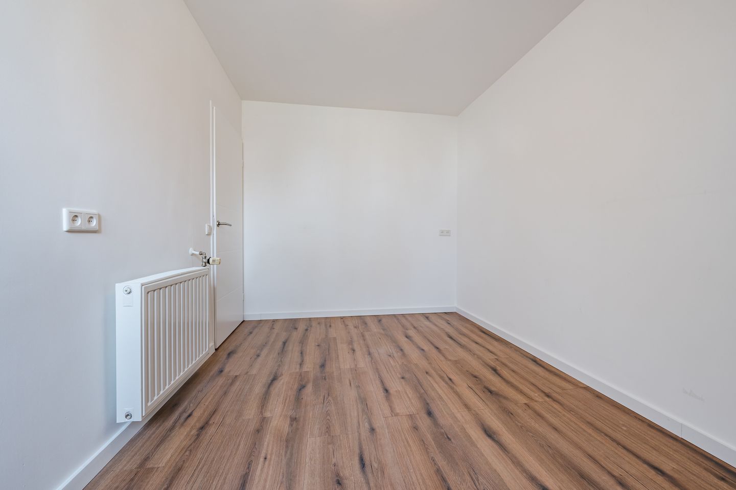 Foto 29 van Hermelijnweide 42