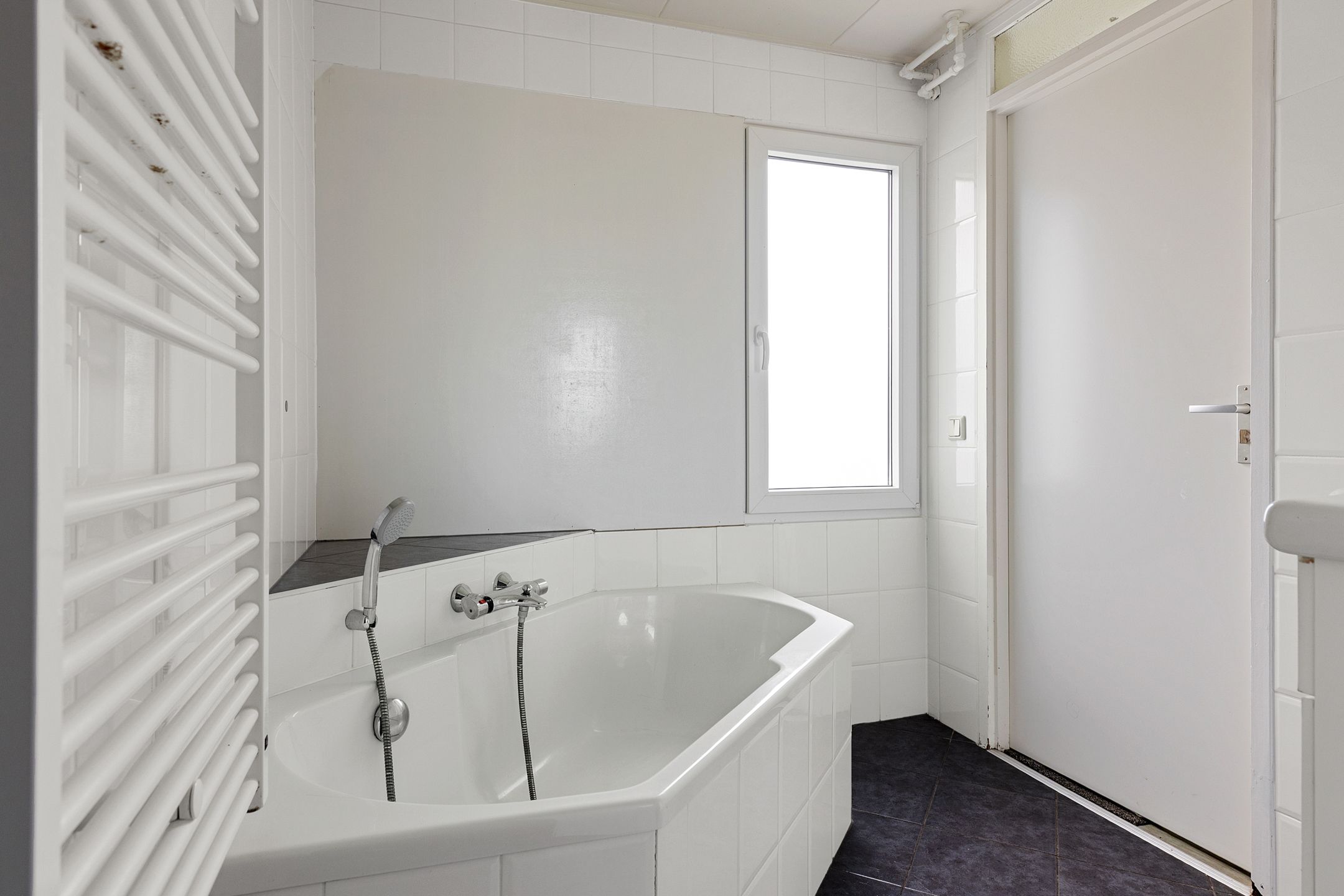 Foto 15 van De Bloemert 1-9