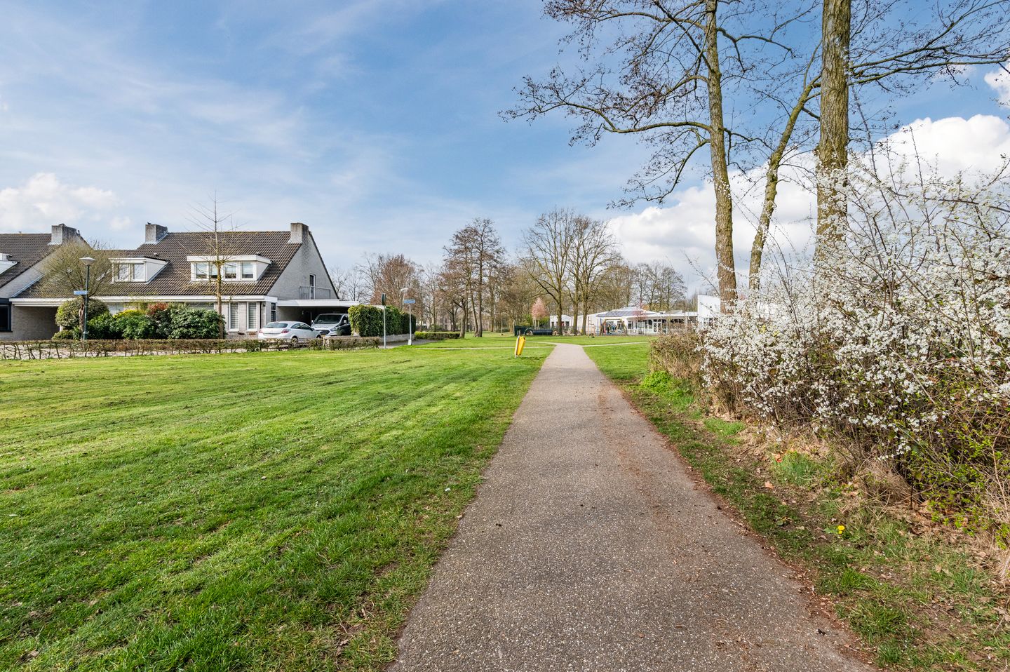 Foto 49 van Hermelijnweide 42