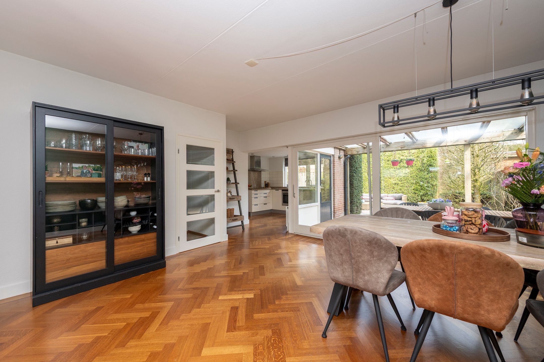 Foto 9 van Ecliptica 31