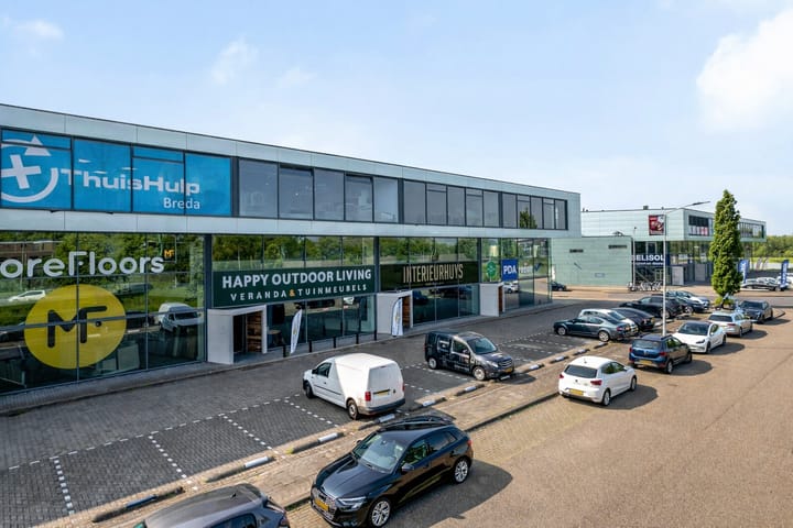 Neerloopweg 23, Breda