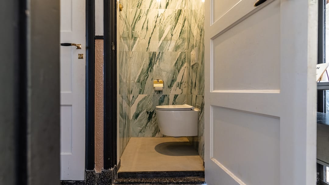 Photo 13 of Vriezenveenseweg 107