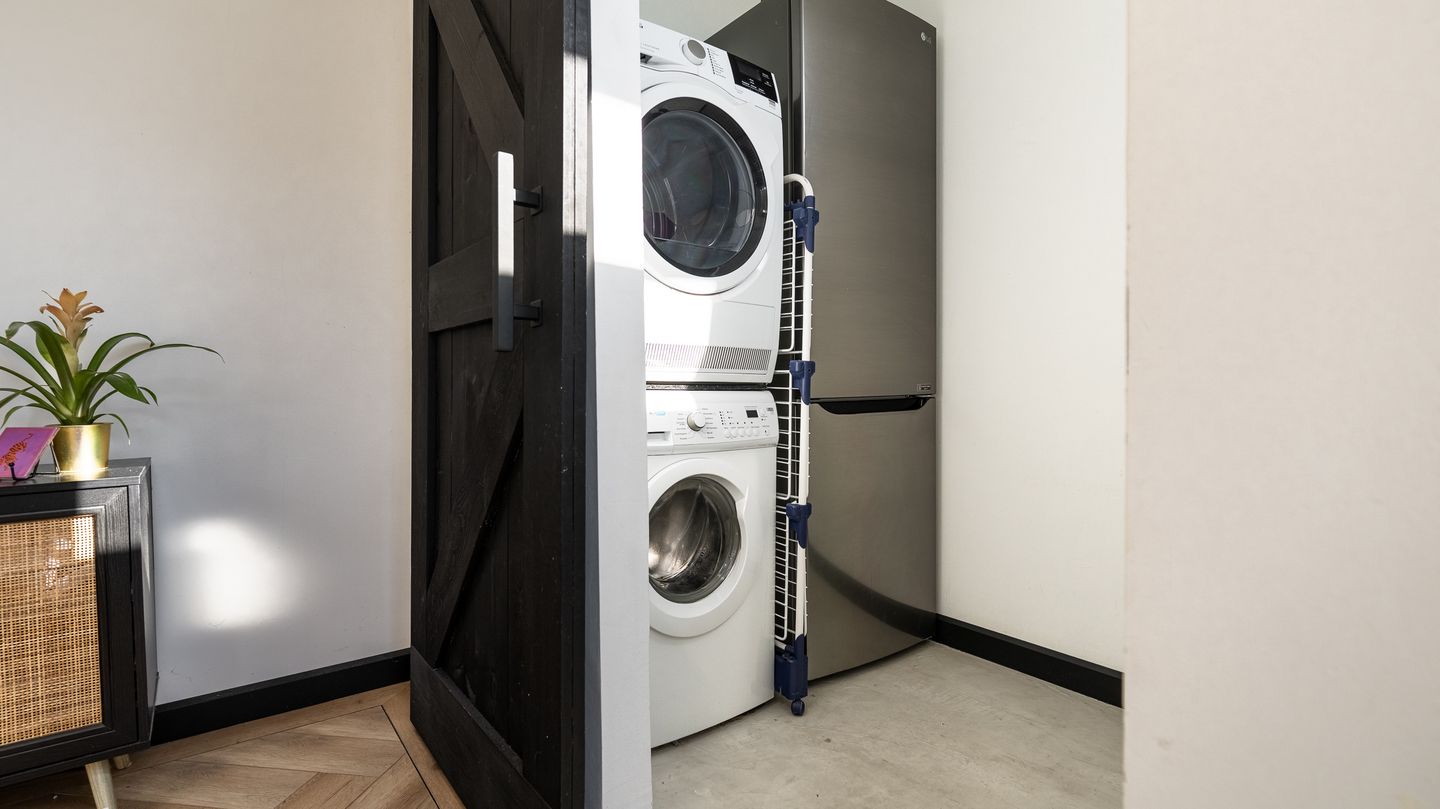 Photo 10 of Vriezenveenseweg 107