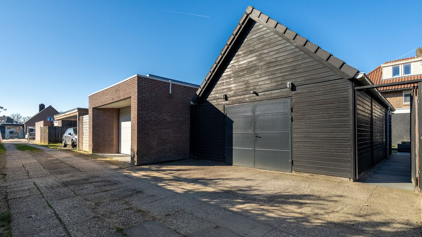 Photo 35 of Vriezenveenseweg 107