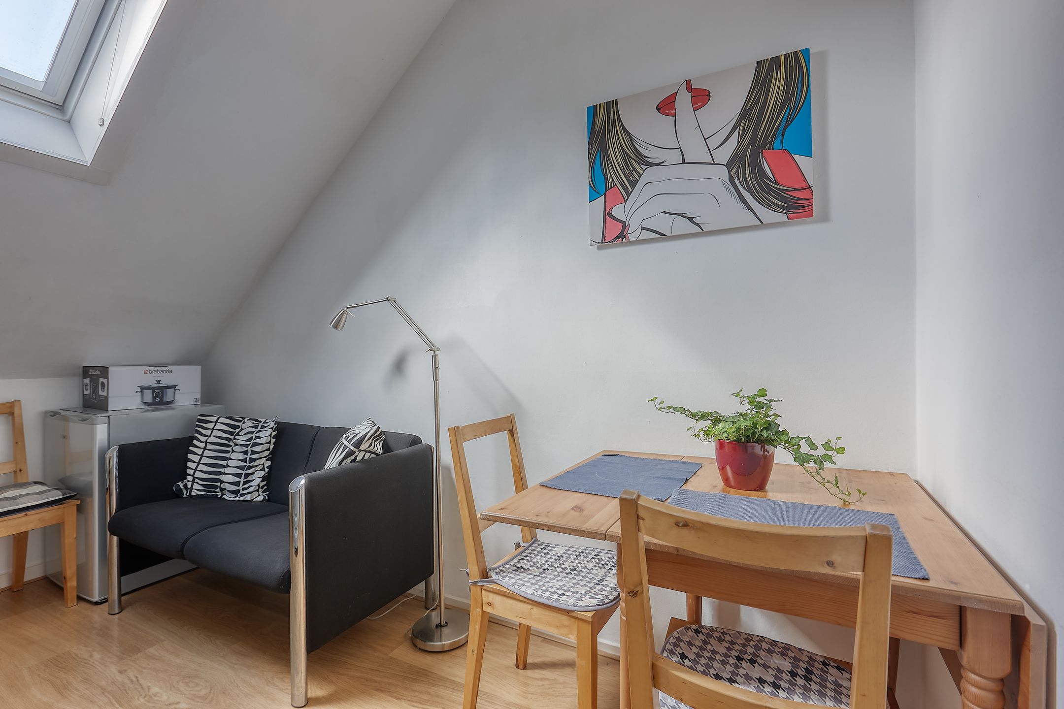 Foto 30 van Mgr P.J. Willekenslaan 103