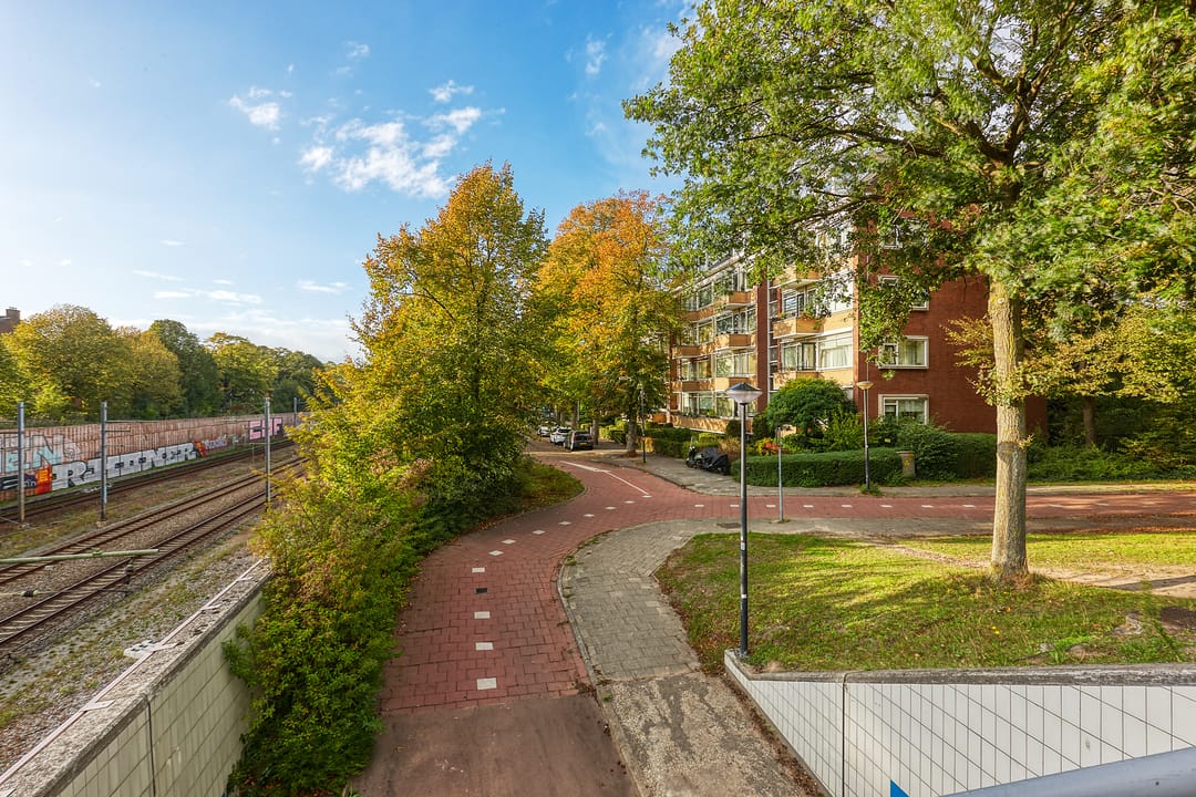 Foto 43 van Mgr P.J. Willekenslaan 103