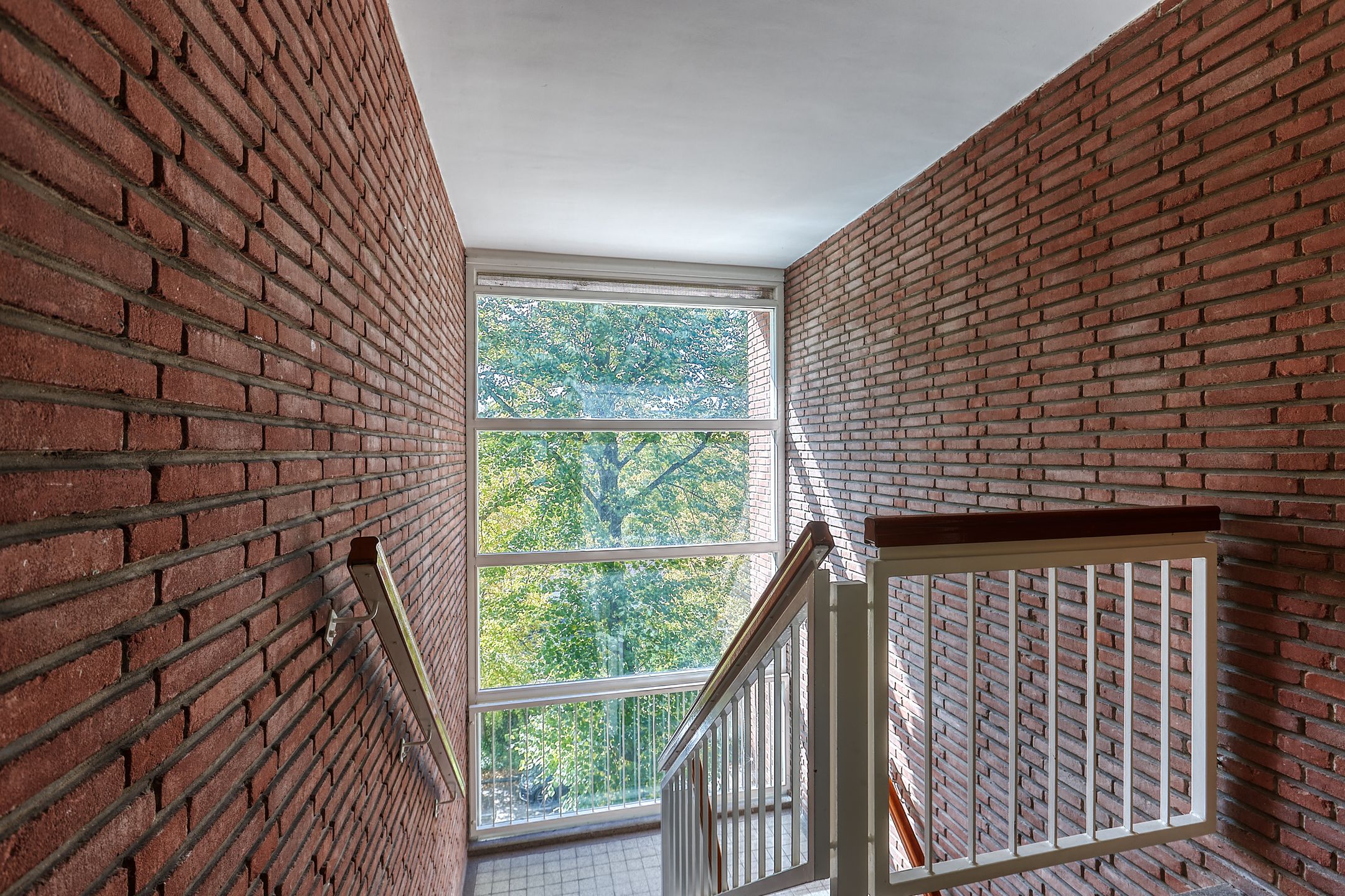 Foto 36 van Mgr P.J. Willekenslaan 103