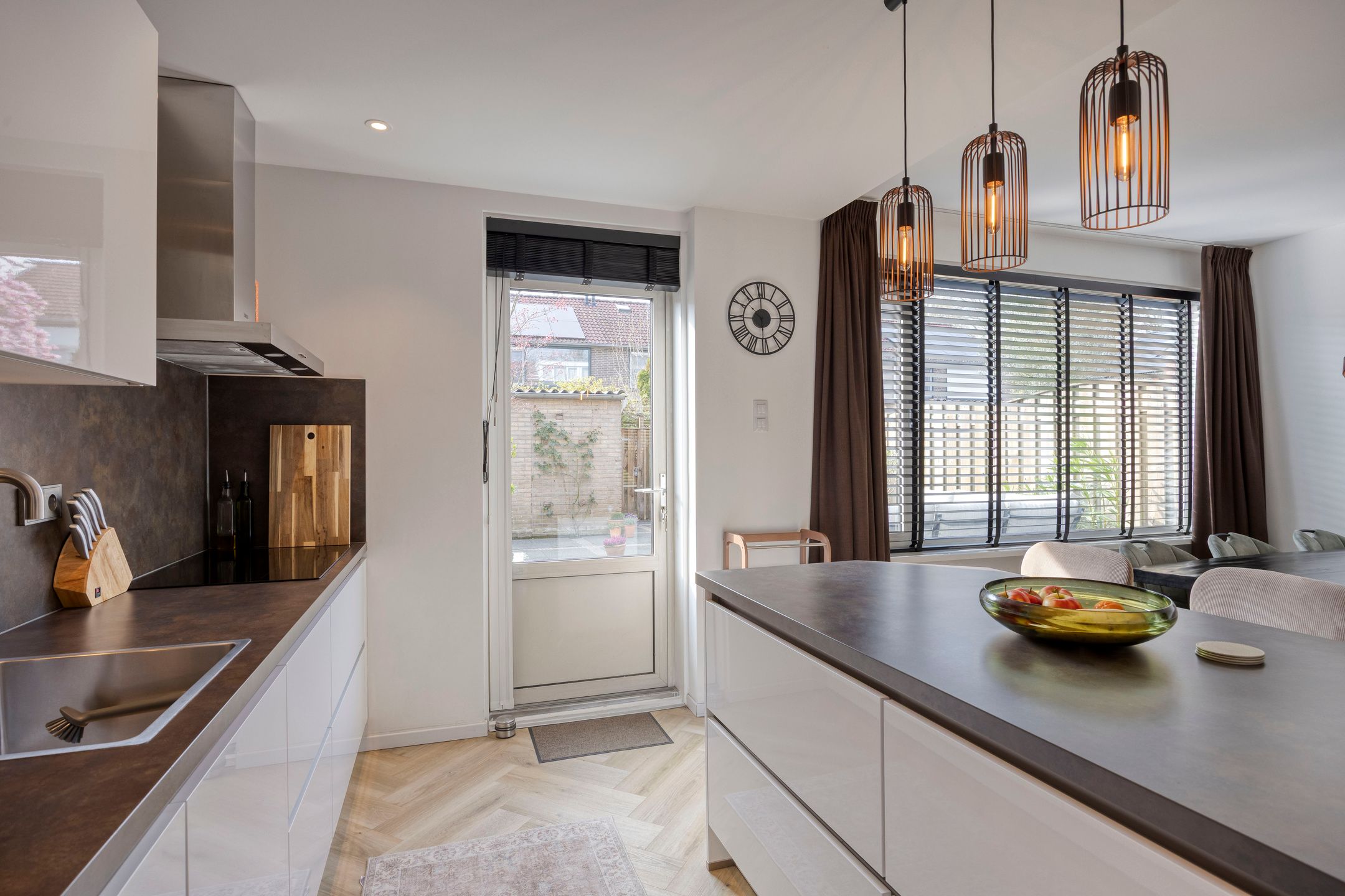 Photo 15 of Spalaan 15