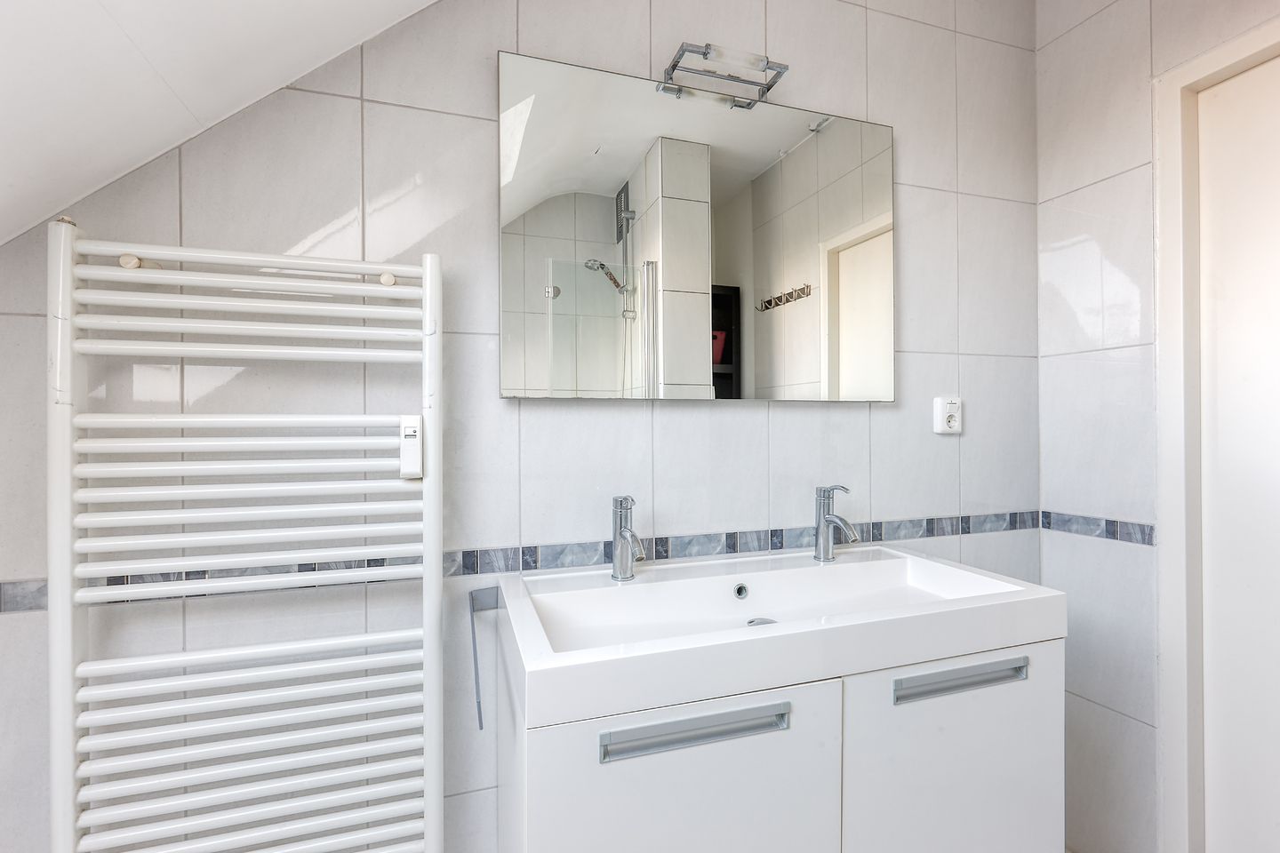 Foto 34 van Mgr P.J. Willekenslaan 103