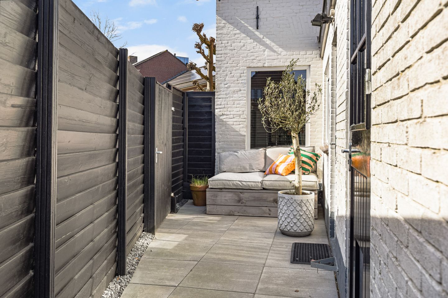 Characterful Corner Home with Modern Extensions Near Nijkerk Centre — 14