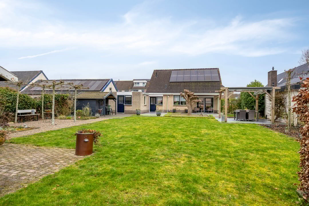 Photo 38 of Dennenstraat 4