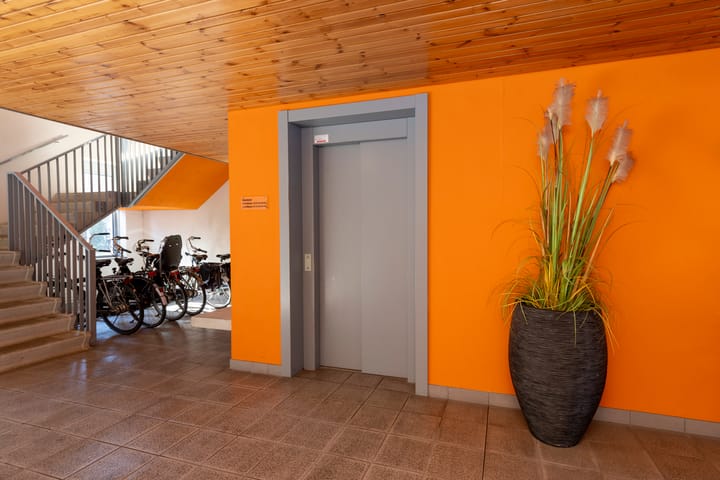 Photo 2 of Veestraat 131-06