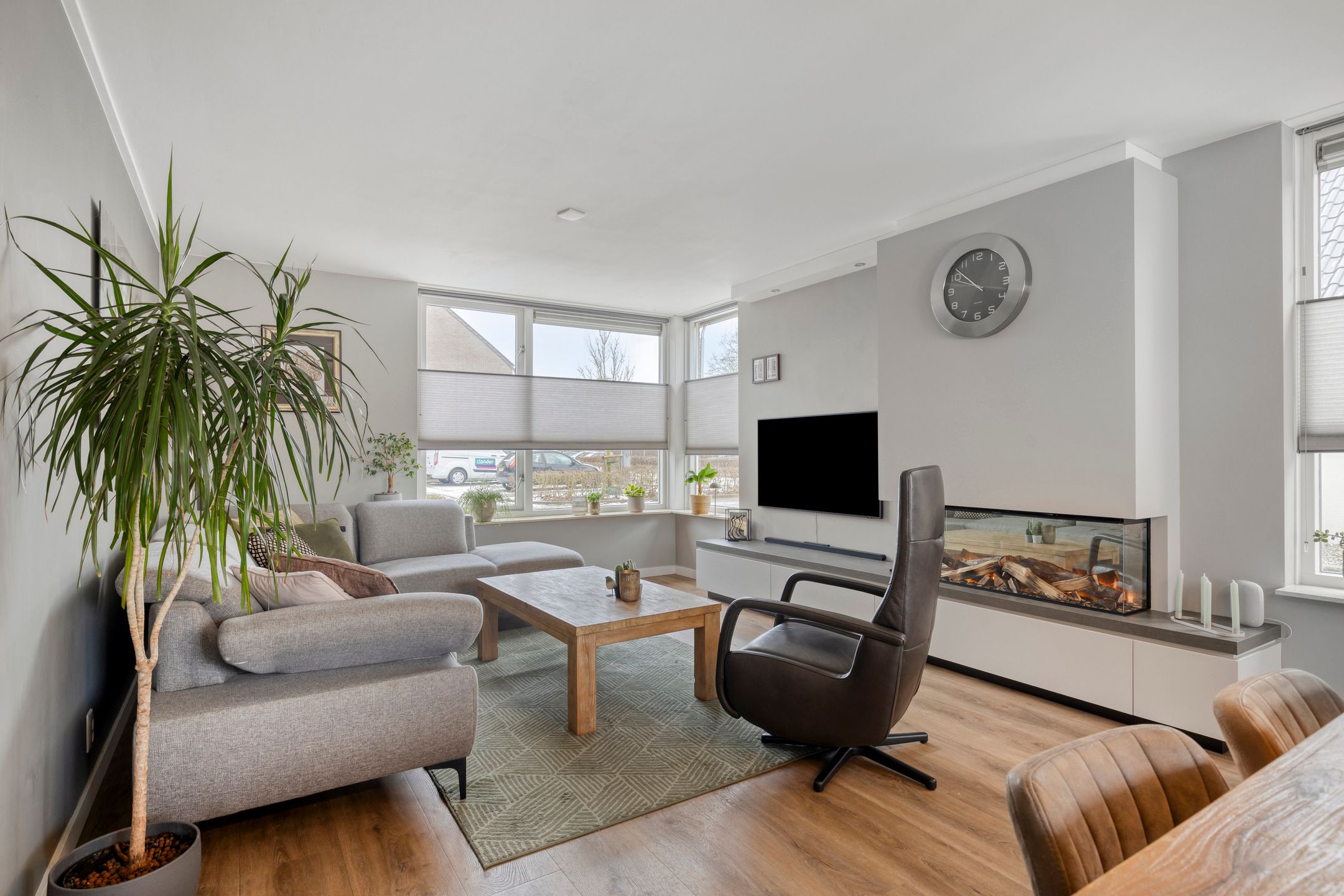 Photo 6 of Dennenstraat 4