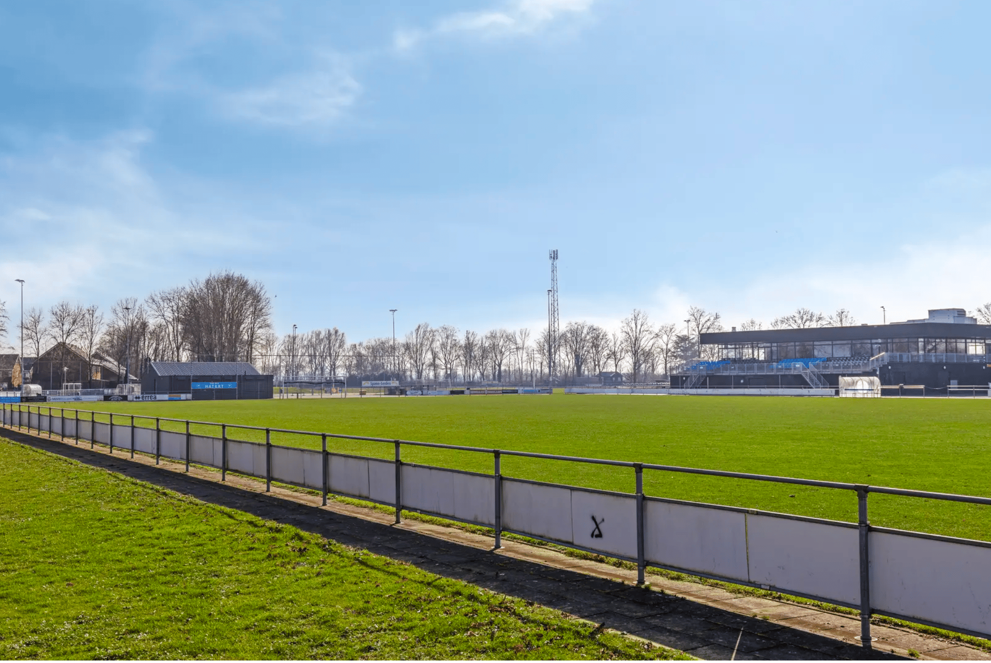 Photo 42 of Dennenstraat 4