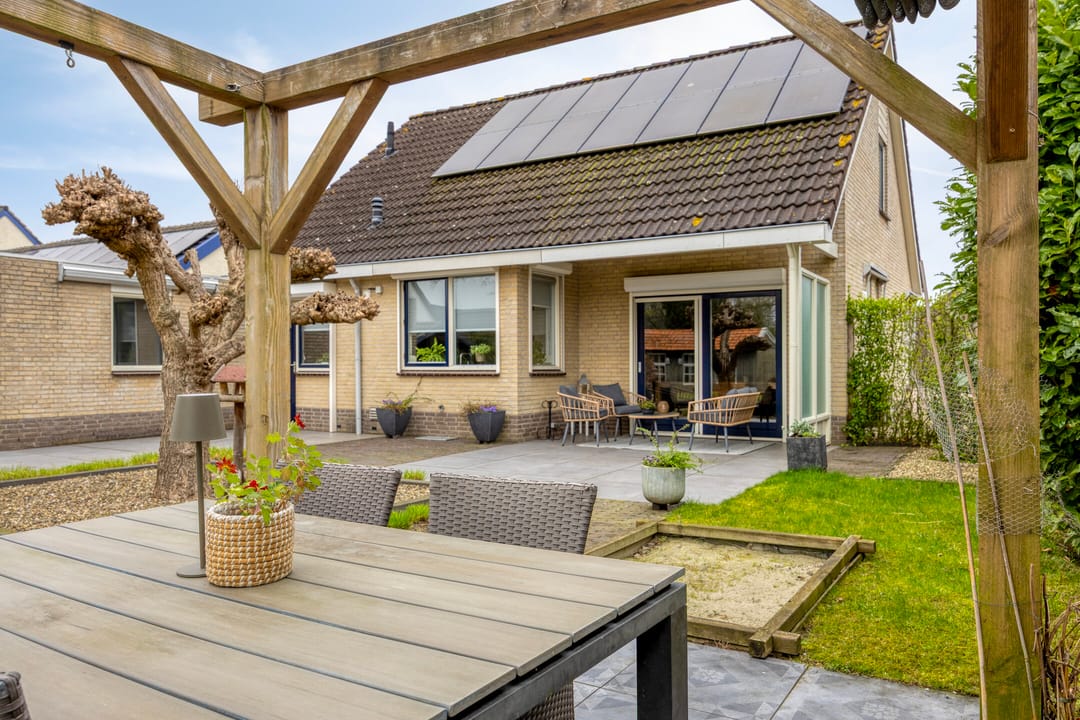 Photo 31 of Dennenstraat 4