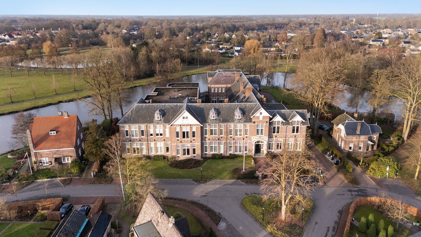 Photo 4 of Churchilllaan 39