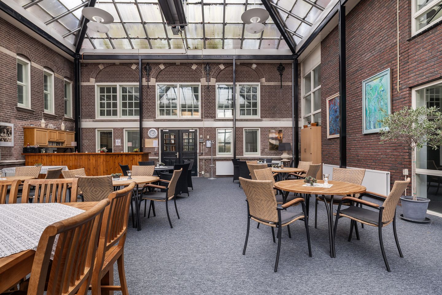 Photo 40 of Churchilllaan 39