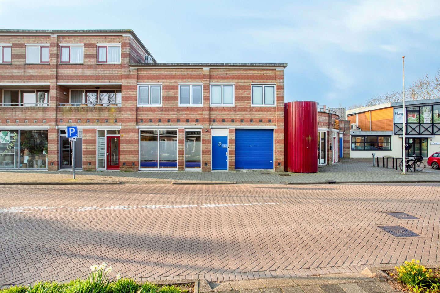 Bekijk foto 1 van Raadhuisplein