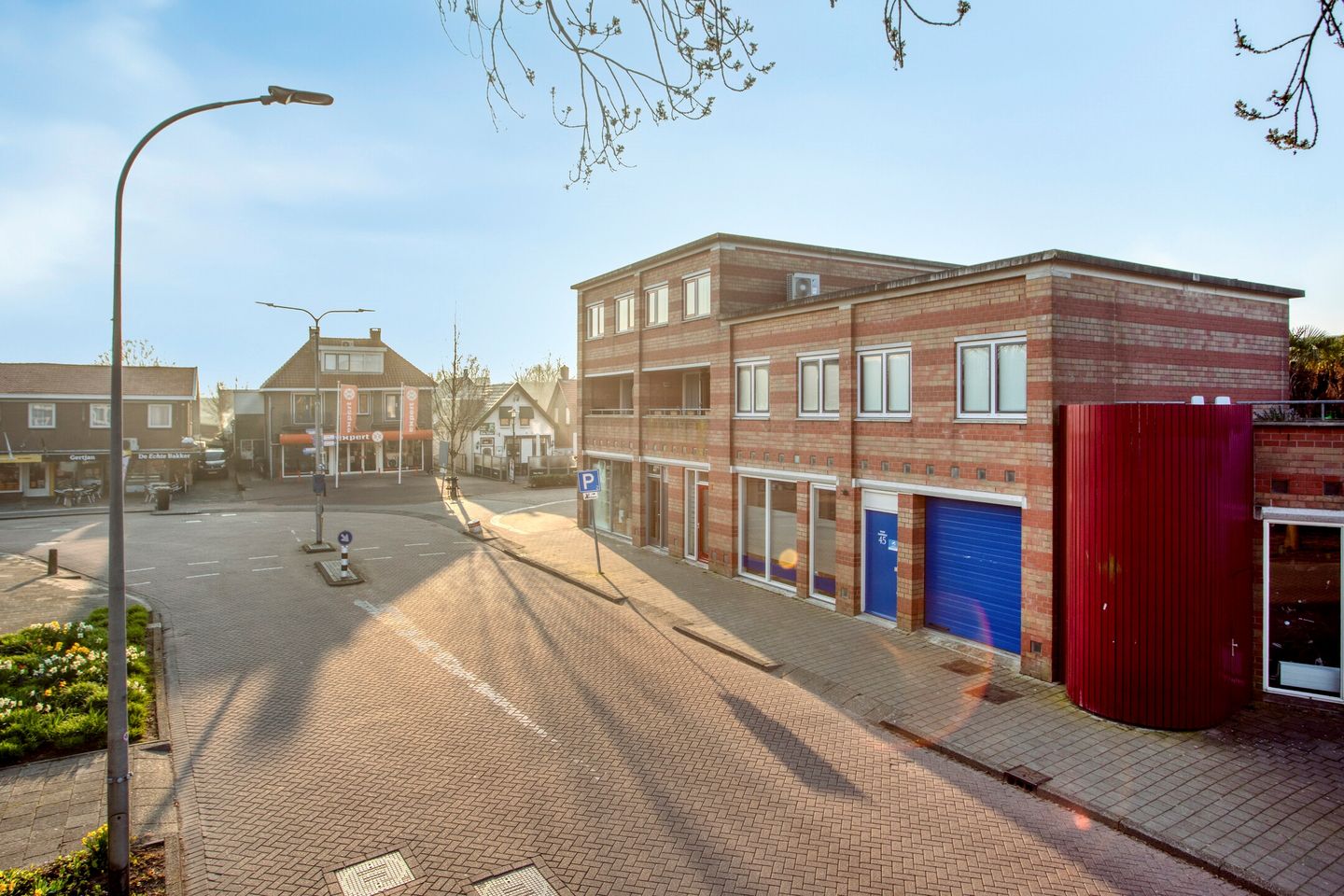 Bekijk foto 5 van Raadhuisplein