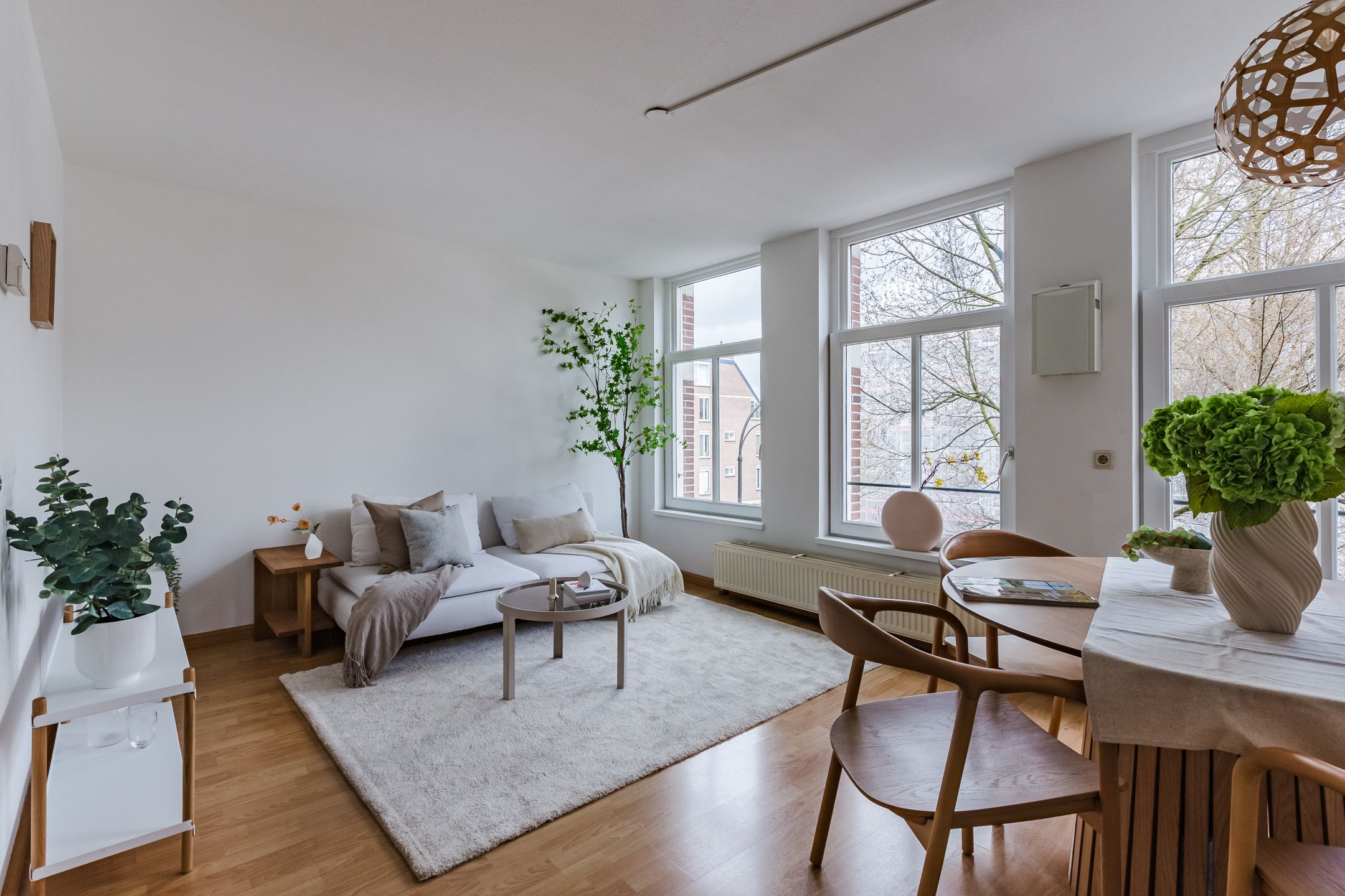 Photo 9 of Dapperstraat 92-B